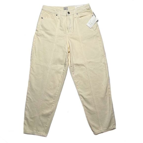 a new day High Rise Jeans Relaxed Hip and Thigh Cream Women's 2 NWT - Picture 1 of 11